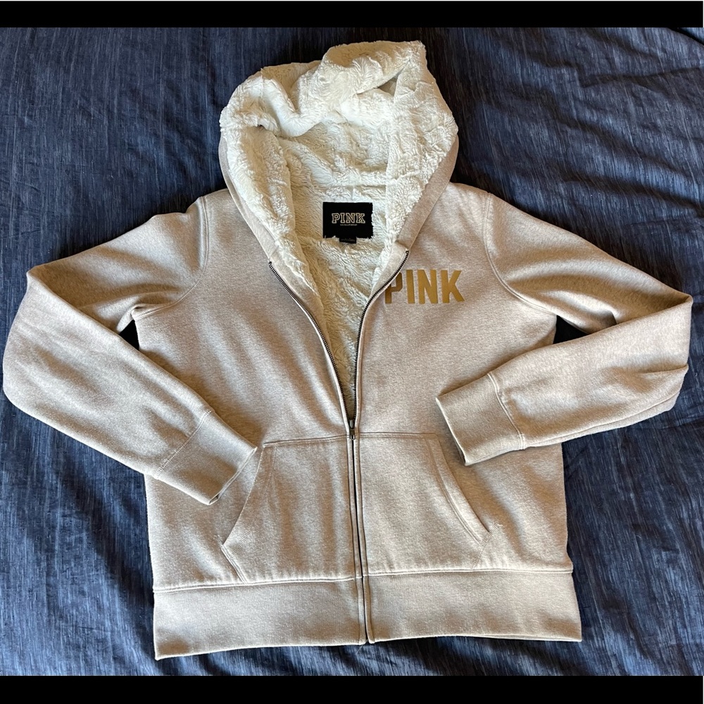 EUC Large faux fur zip up hoodie